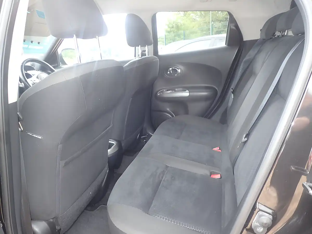 Used 2011 Nissan Juke Acenta Premium Black - Interior and Exterior details 13