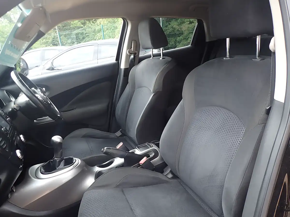 Used 2011 Nissan Juke Acenta Premium Black - Interior and Exterior details 14