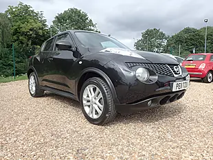 Used 2011 Nissan Juke Acenta Premium Black - Interior and Exterior details 2