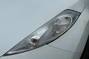 Used 2011 Nissan Juke Acenta Premium White - Interior and Exterior details 19