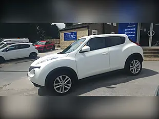 Used 2011 Nissan Juke Acenta Premium White - Interior and Exterior details 3
