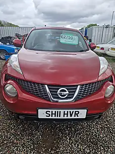 Used 2011 Nissan Juke Acenta Red - Interior and Exterior details 2