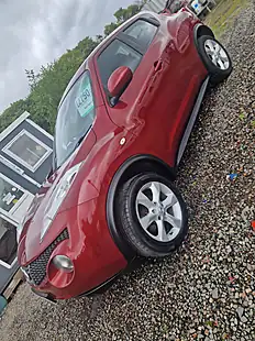 Used 2011 Nissan Juke Acenta Red - Interior and Exterior details 9