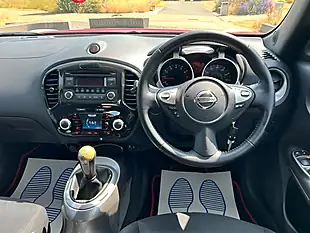 Used 2011 Nissan Juke Acenta Red - Interior and Exterior details 12