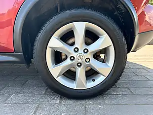 Used 2011 Nissan Juke Acenta Red - Interior and Exterior details 17