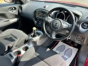 Used 2011 Nissan Juke Acenta Red - Interior and Exterior details 3
