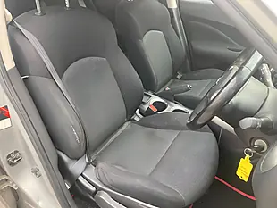 Used 2011 Nissan Juke Acenta Silver - Interior and Exterior details 7