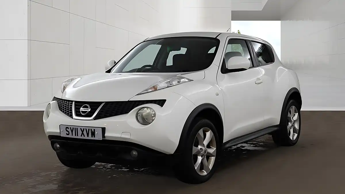 Used 2011 Nissan Juke Acenta White - Interior and Exterior details 15