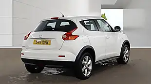 Used 2011 Nissan Juke Acenta White - Interior and Exterior details 17