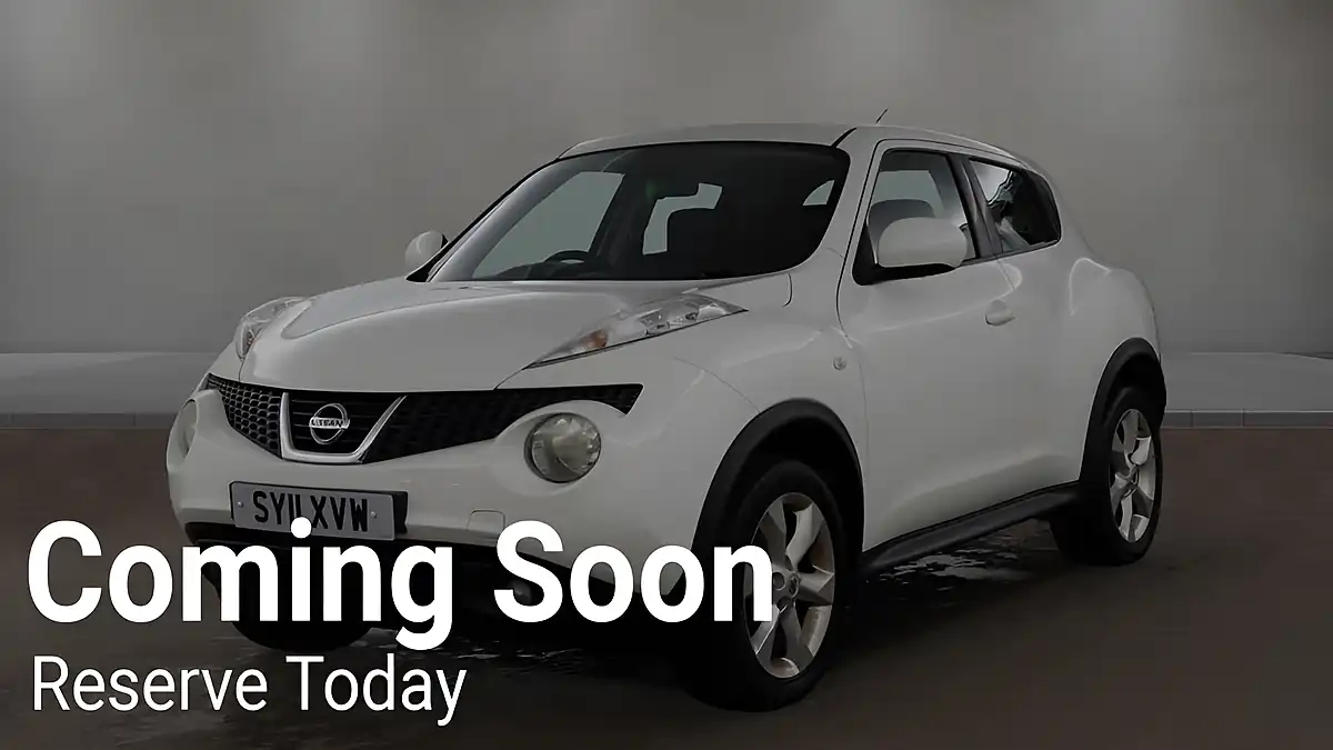 Used 2011 Nissan Juke Acenta White - Interior and Exterior details 8