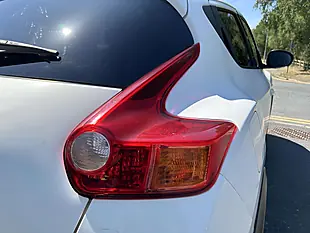 Used 2011 Nissan Juke Acenta White - Interior and Exterior details 19