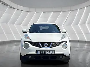 Used 2011 Nissan Juke Acenta White - Interior and Exterior details 2