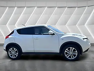 Used 2011 Nissan Juke Acenta White - Interior and Exterior details 4