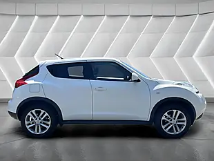 Used 2011 Nissan Juke Acenta White - Interior and Exterior details 5