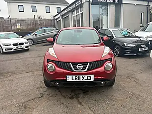 Used 2011 Nissan Juke Tekna Red - Interior and Exterior details 8