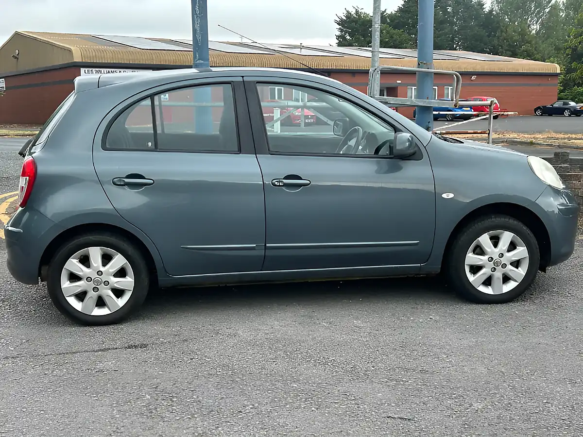 Used 2011 Nissan Micra Acenta Silver - Interior and Exterior details 7