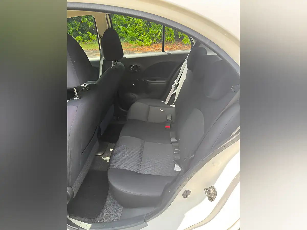 Used 2011 Nissan Micra Acenta White - Interior and Exterior details 9