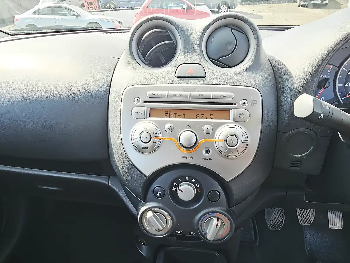 Used 2011 Nissan Micra Visia Blue - Interior and Exterior details 11
