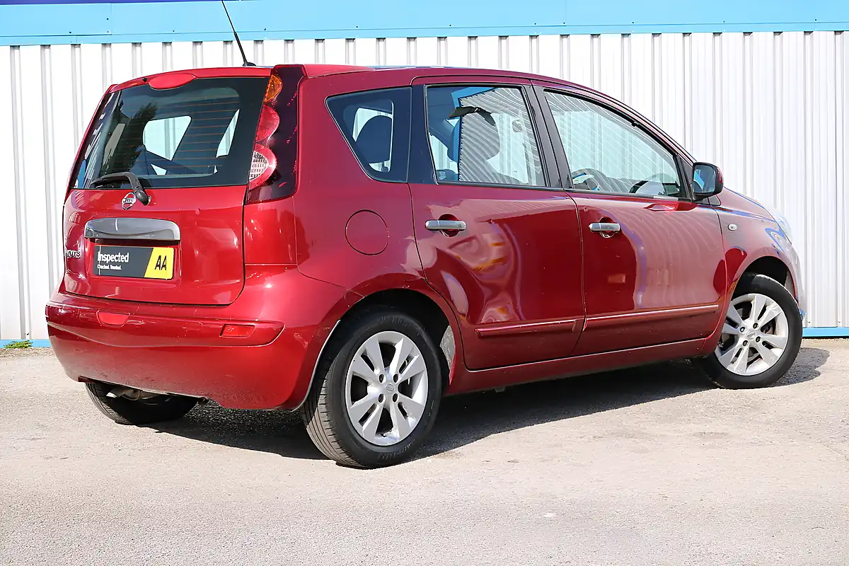 Used 2011 Nissan Note Acenta Red - Interior and Exterior details 9