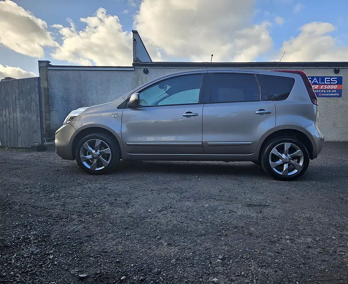 Used 2011 Nissan Note N-Tec Beige - Interior and Exterior details 10