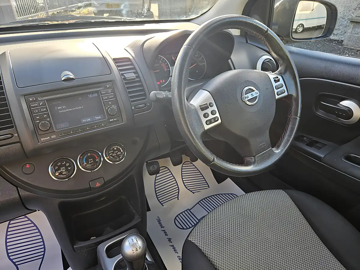 Used 2011 Nissan Note N-Tec Beige - Interior and Exterior details 13