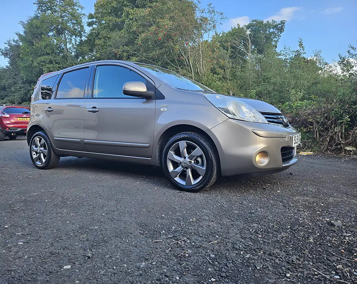 Used 2011 Nissan Note N-Tec Beige - Interior and Exterior details 2