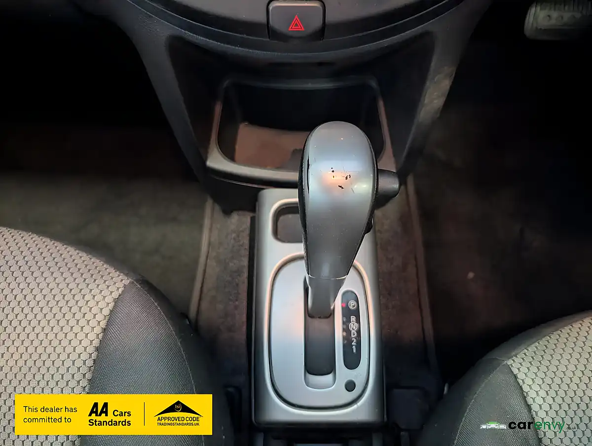 Used 2011 Nissan Note N-Tec Blue - Interior and Exterior details 19