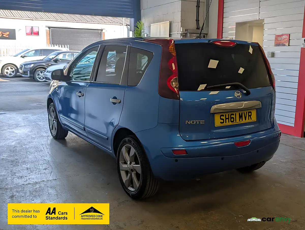 Used 2011 Nissan Note N-Tec Blue - Interior and Exterior details 8