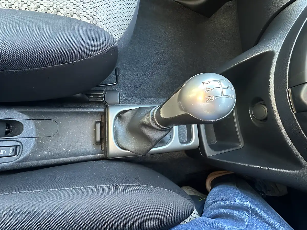Used 2011 Nissan Note N-Tec Blue - Interior and Exterior details 20
