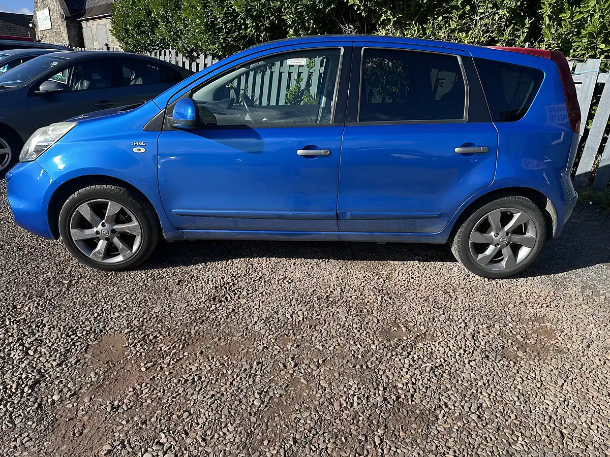 Used 2011 Nissan Note N-Tec Blue - Interior and Exterior details 7