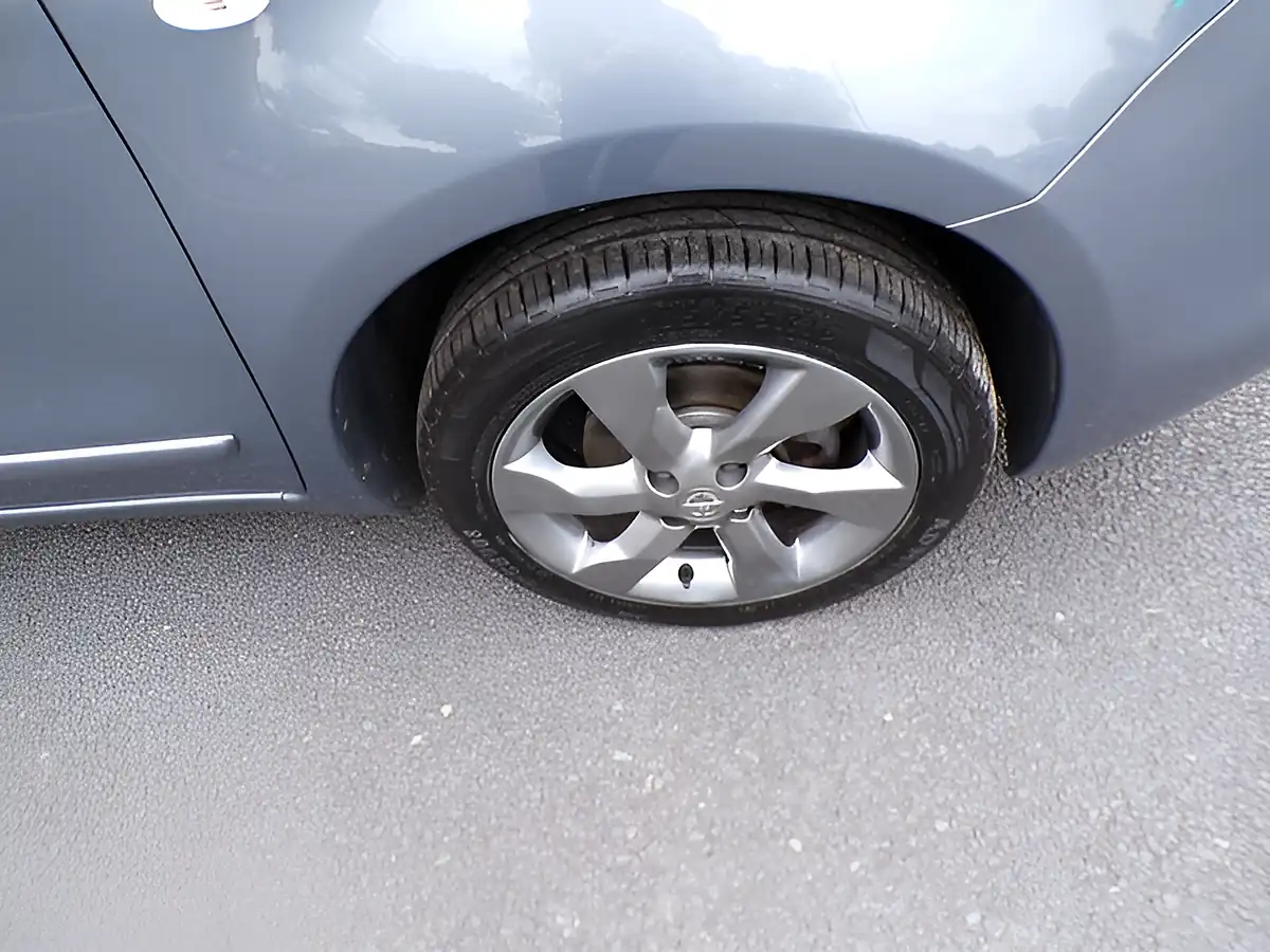 Used 2011 Nissan Note N-Tec Grey - Interior and Exterior details 18