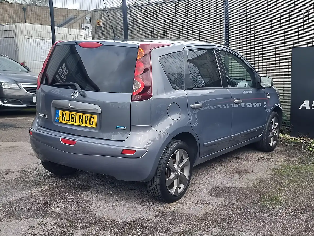Used 2011 Nissan Note N-Tec Grey - Interior and Exterior details 8