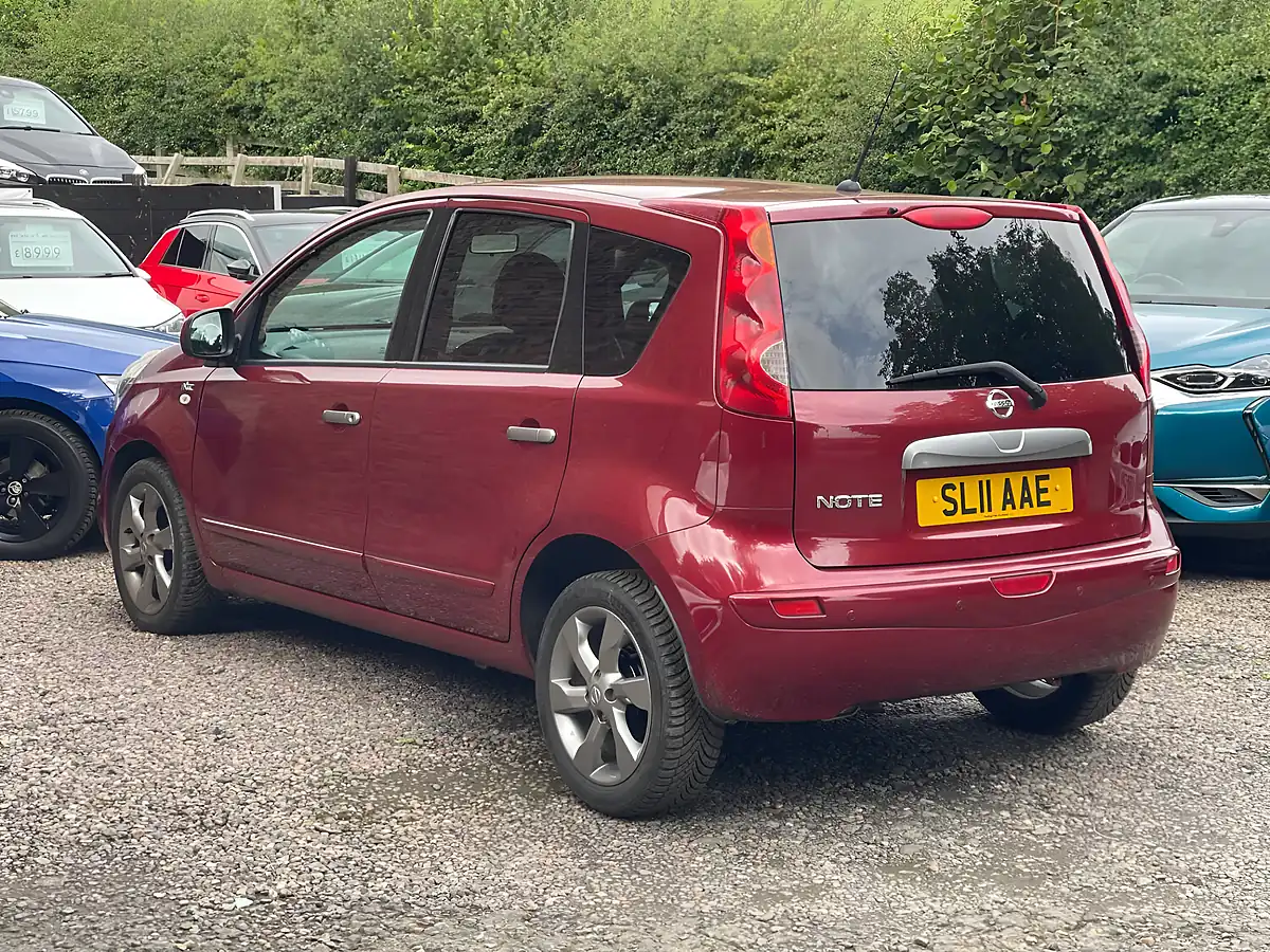 Used 2011 Nissan Note N-Tec Red - Interior and Exterior details 4