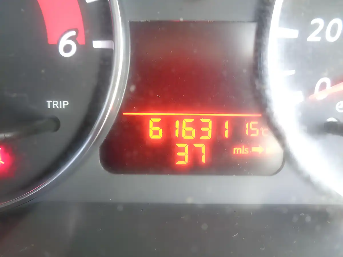 Used 2011 Nissan Note N-Tec Red - Interior and Exterior details 19