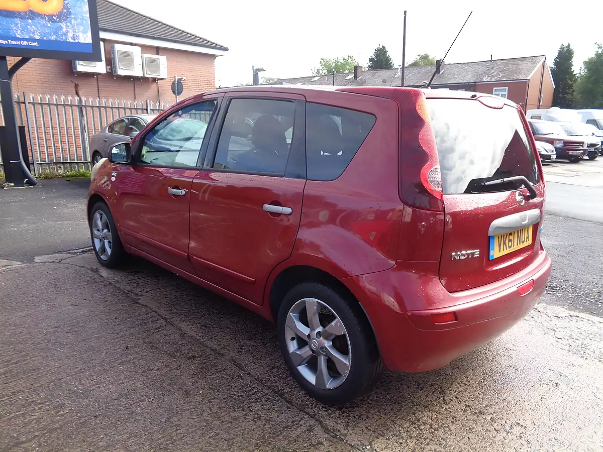 Used 2011 Nissan Note N-Tec Red - Interior and Exterior details 6