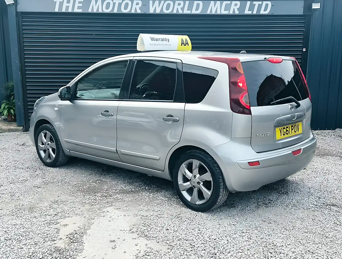 Used 2011 Nissan Note N-Tec Silver - Interior and Exterior details 6