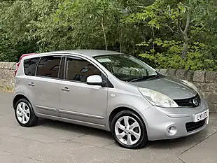 Used 2011 Nissan Note Tekna Silver - Interior and Exterior details 2