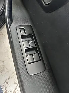 Used 2011 Nissan Qashqai Acenta Black - Interior and Exterior details 13
