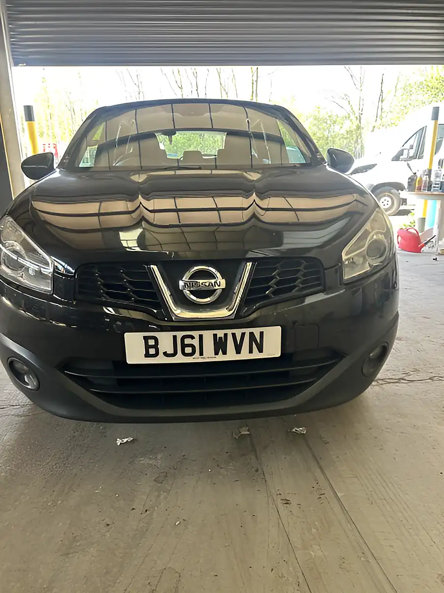 Used 2011 Nissan Qashqai Acenta Black - Interior and Exterior details 4