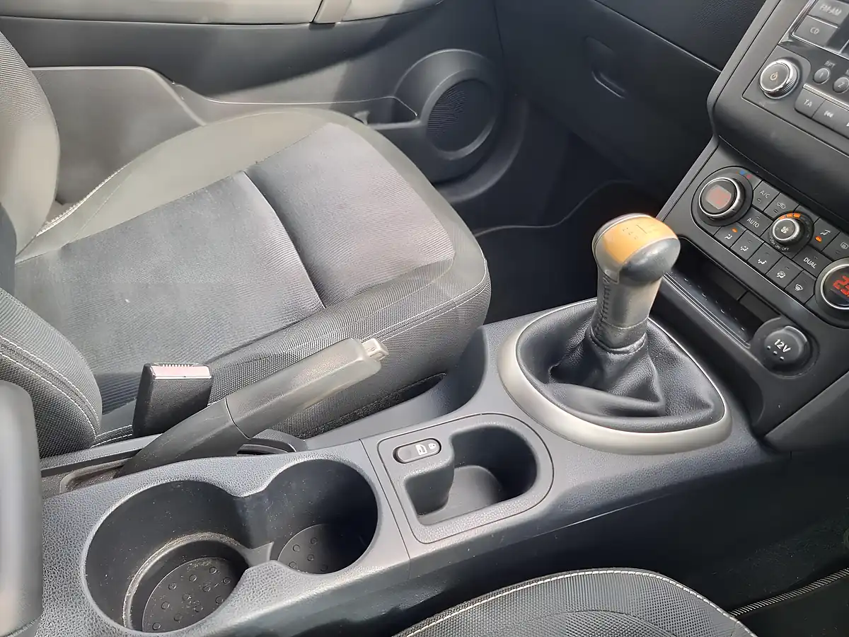 Used 2011 Nissan Qashqai Acenta Black - Interior and Exterior details 20