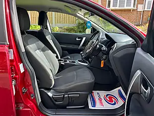 Used 2011 Nissan Qashqai Acenta Red - Interior and Exterior details 16