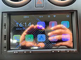 Used 2011 Nissan Qashqai Acenta Red - Interior and Exterior details 6