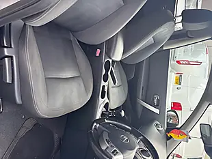 Used 2011 Nissan Qashqai Gold - Interior and Exterior details 10