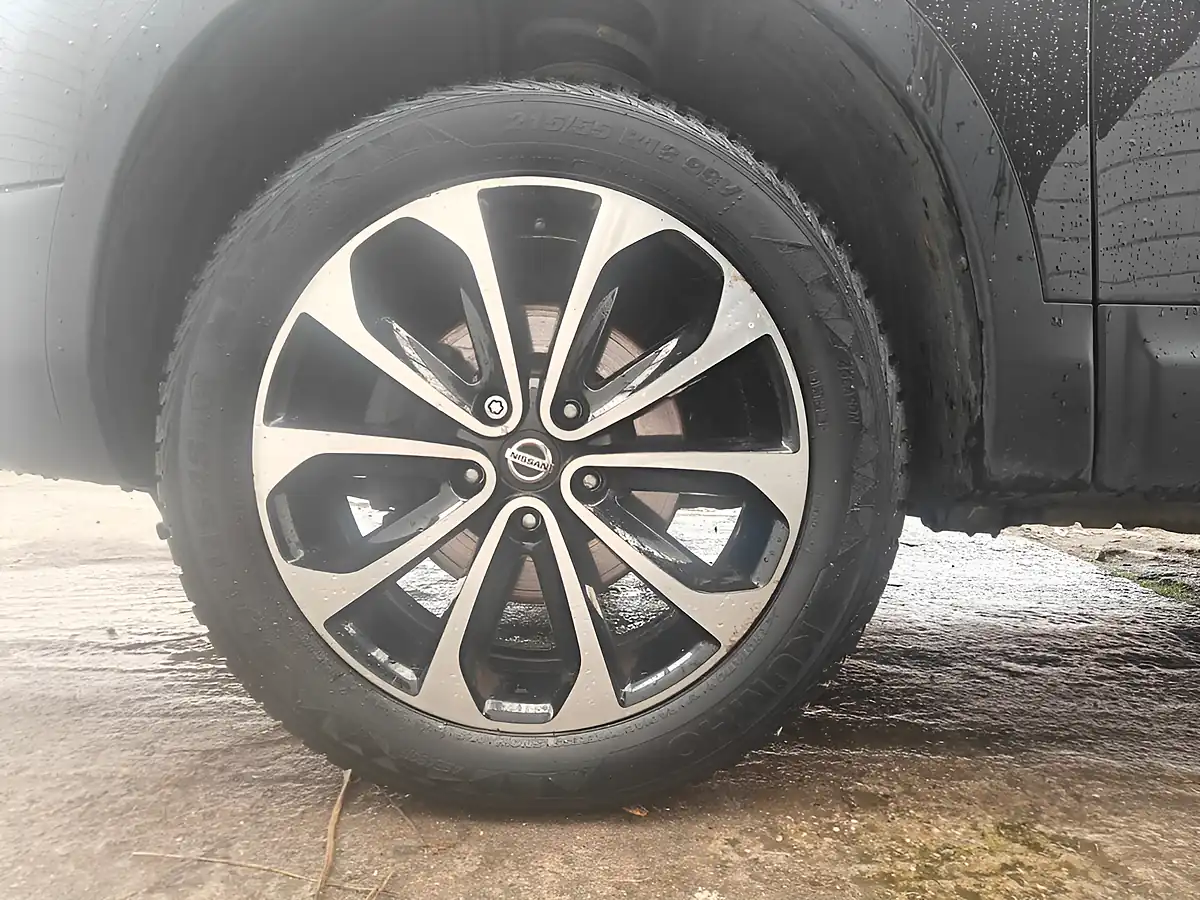 Used 2011 Nissan Qashqai N-Tec+ Black - Interior and Exterior details 11