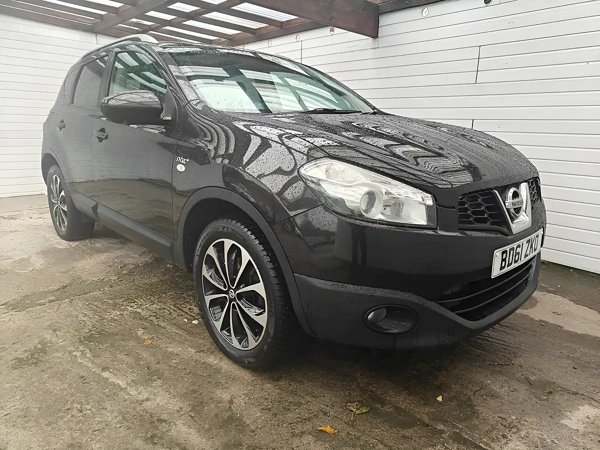 Used 2011 Nissan Qashqai N-Tec+ Black - Interior and Exterior details 7