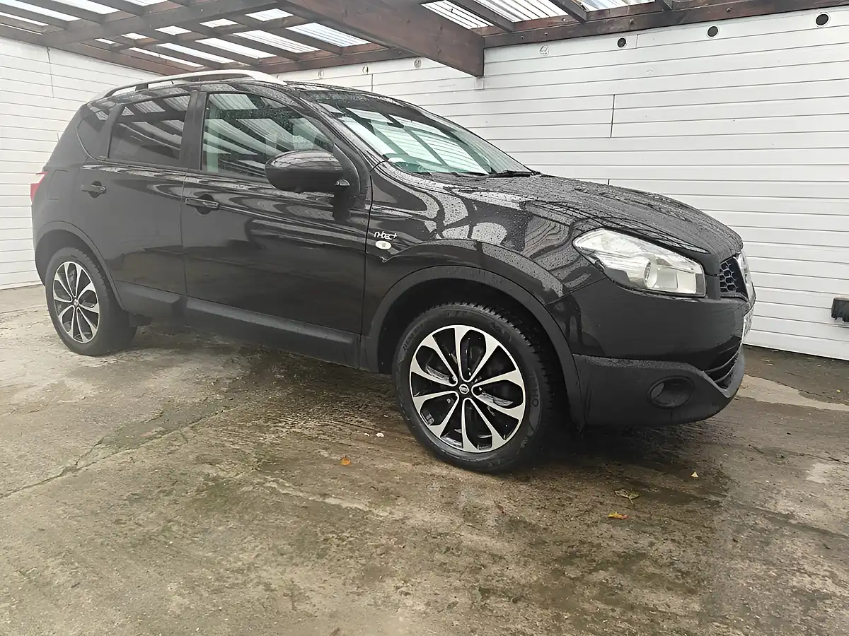 Used 2011 Nissan Qashqai N-Tec+ Black - Interior and Exterior details 8