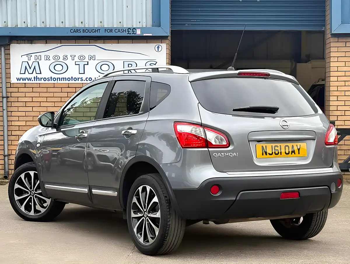 Used 2011 Nissan Qashqai N-Tec Grey - Interior and Exterior details 3