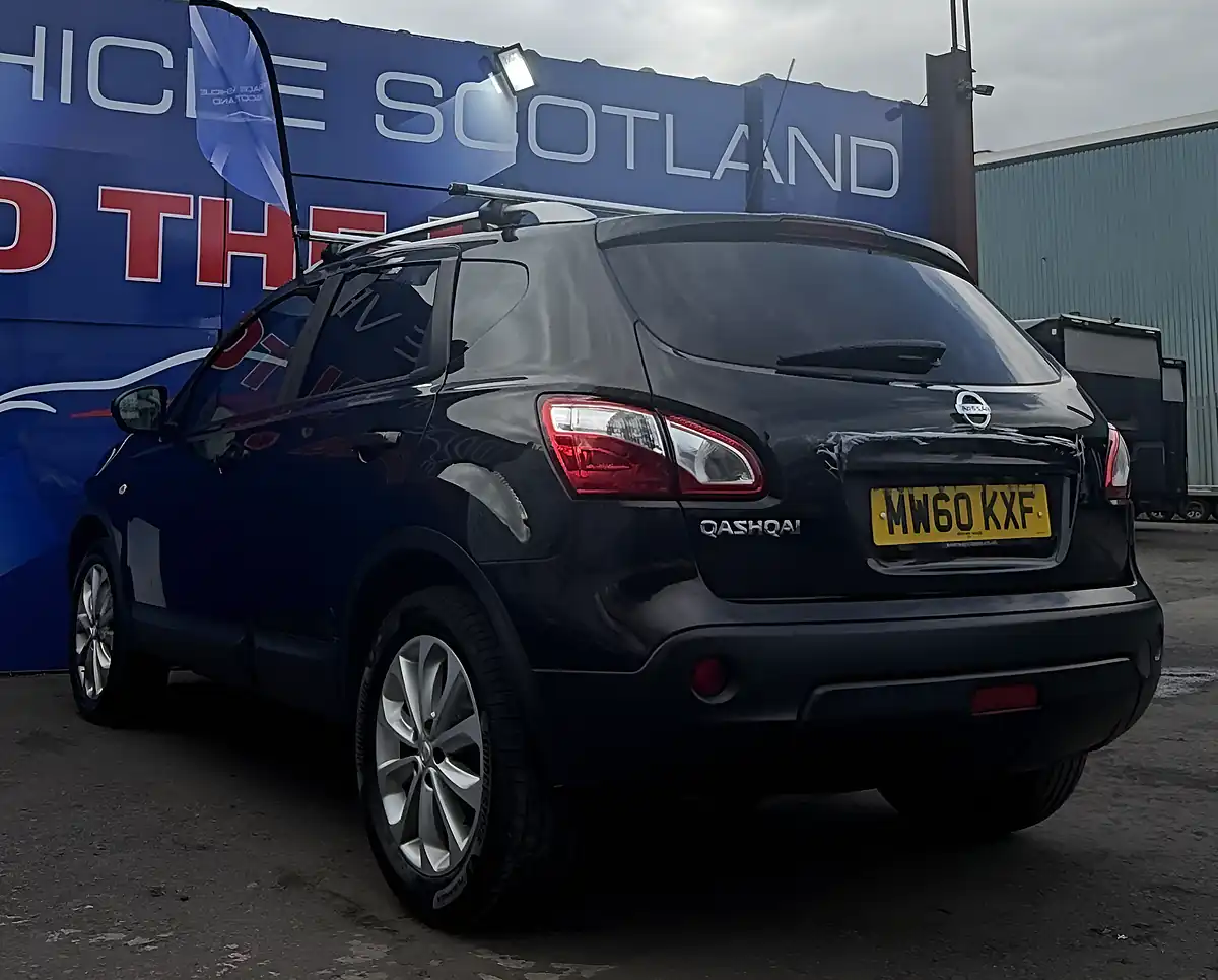 Used 2011 Nissan Qashqai Tekna Black - Interior and Exterior details 13