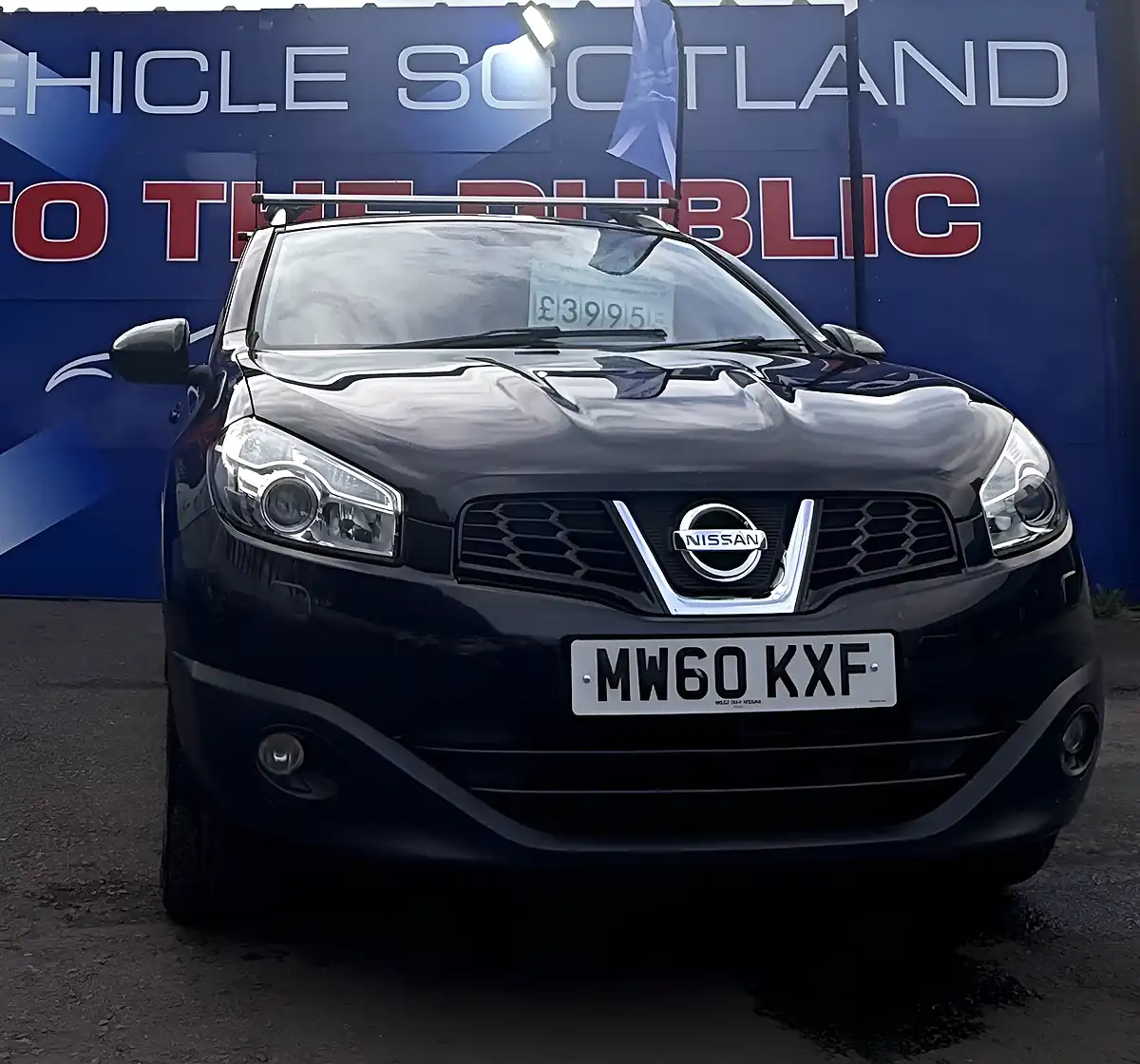 Used 2011 Nissan Qashqai Tekna Black - Interior and Exterior details 3