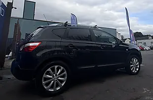 Used 2011 Nissan Qashqai Tekna Black - Interior and Exterior details 8